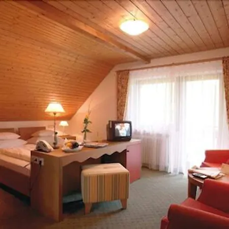 Otel Landidyll Zum Kreuz Glottertal