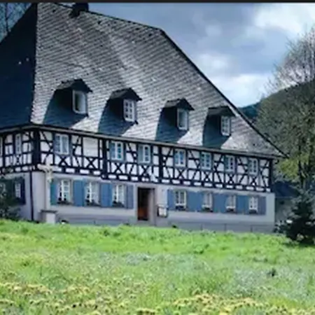 Hotel Landidyll Zum Kreuz 3*