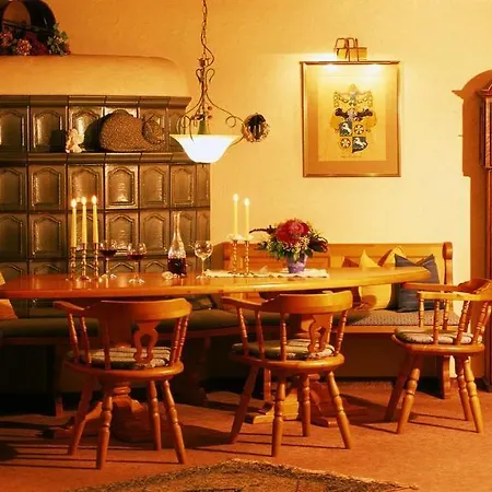 Landidyll Zum Kreuz Otel 3*